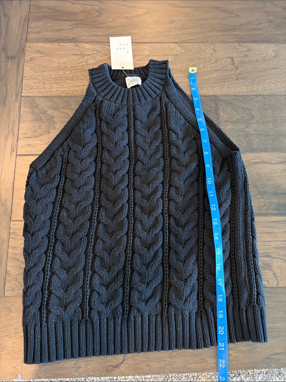 New With Tags A New Day Black Sweater Tank Sz M - Picture 6 of 7